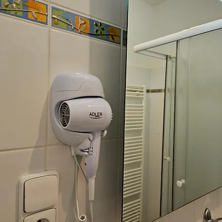 影院酒店 酒店 兹诺伊莫