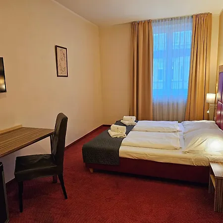U Divadla Hotel