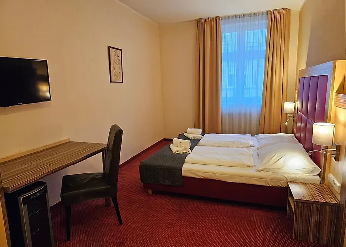 U Divadla Hotell